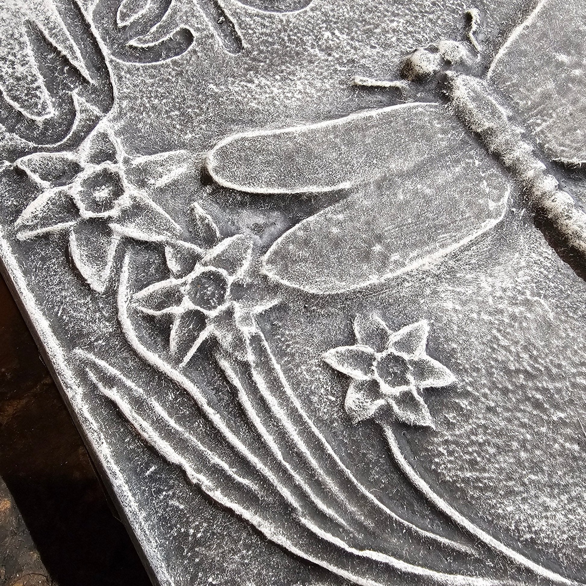 Dragonfly Enchanted Welcome Stone (11" x 11")-3