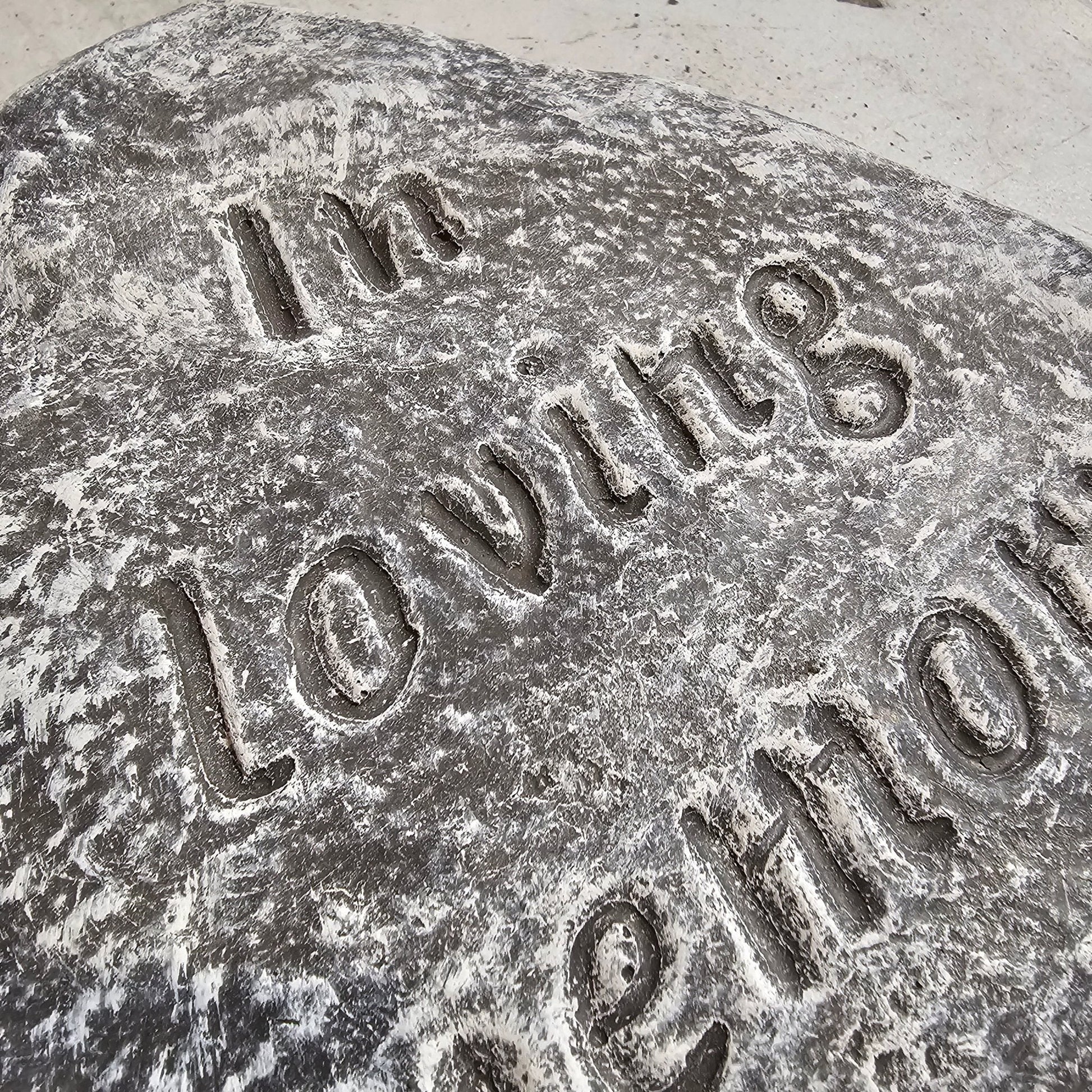Enduring Love Pet Memorial Stone (10" x 9.5")-3