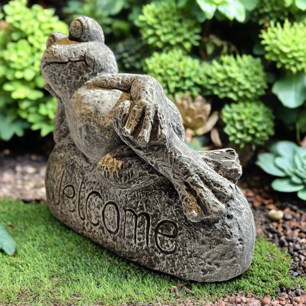 Grand Froggy Welcome Statue (13" x 15")-2