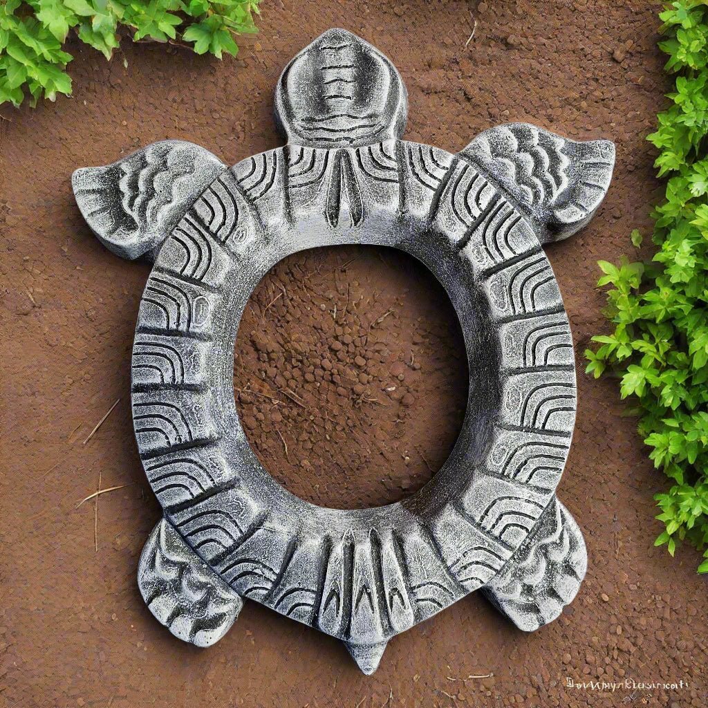 Charming Turtle Planter (16" x 13")-2
